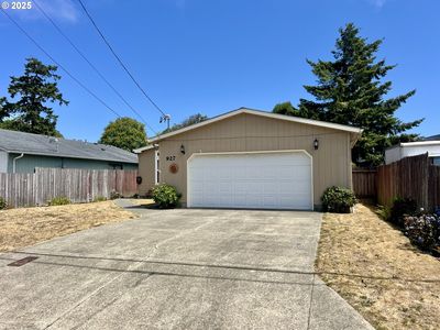 927 Augustine Ave, Coos Bay, OR, 97420