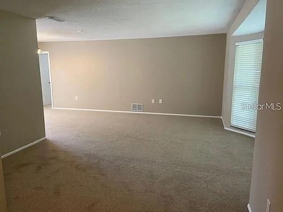 4th image of 3654 Pin Oaks St