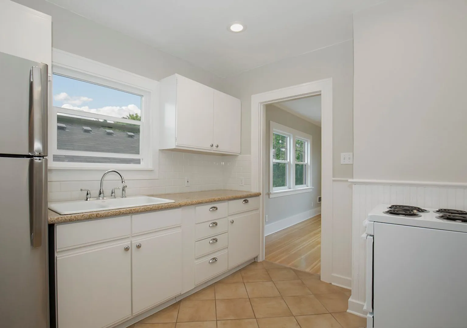 The Sherne Apartments — Photo 2