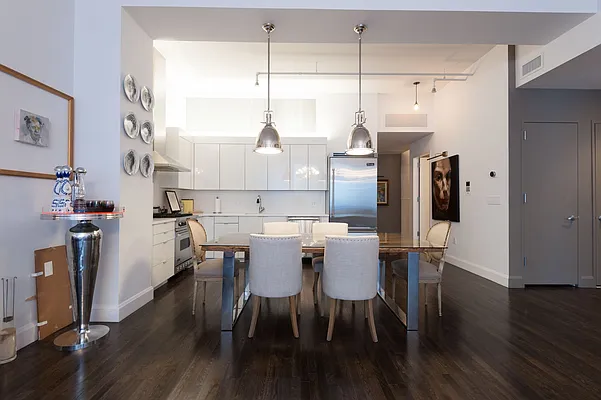 Rented by Solace SMC Inc | media 17