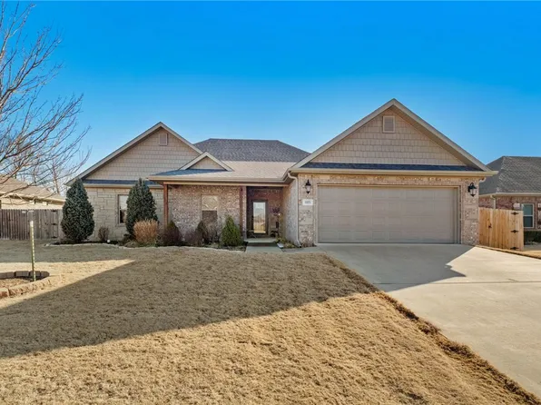 605 Chamberlain Rd, Prairie Grove, AR 72753