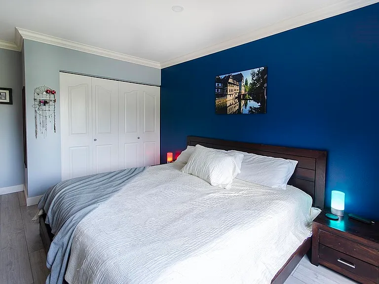 195 Mary St #209 — Photo 15