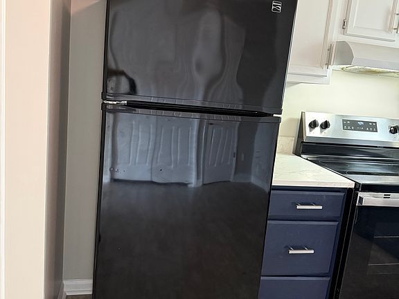 5th image of 1014 Bridle Ct #1