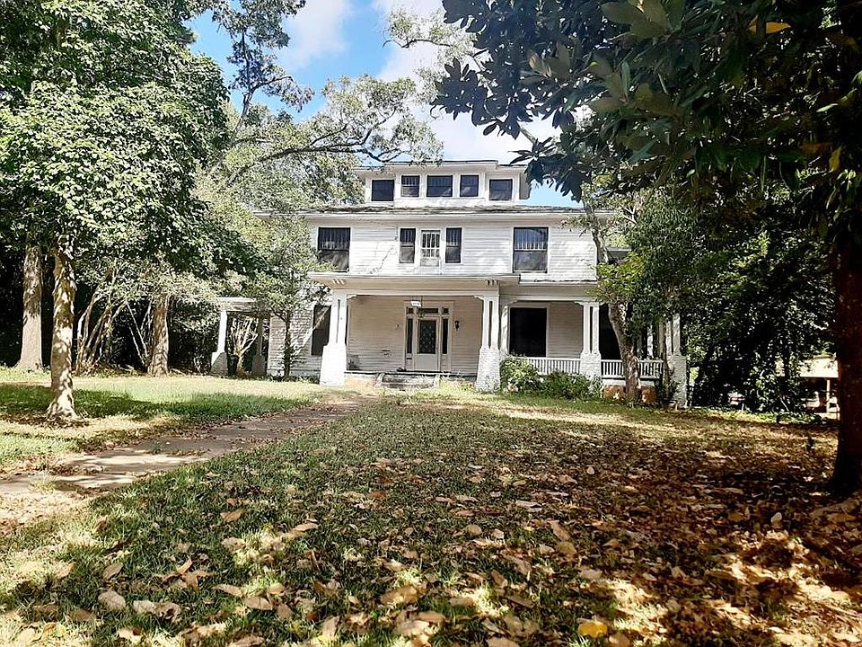 1st image of 1110 E Houston Ave