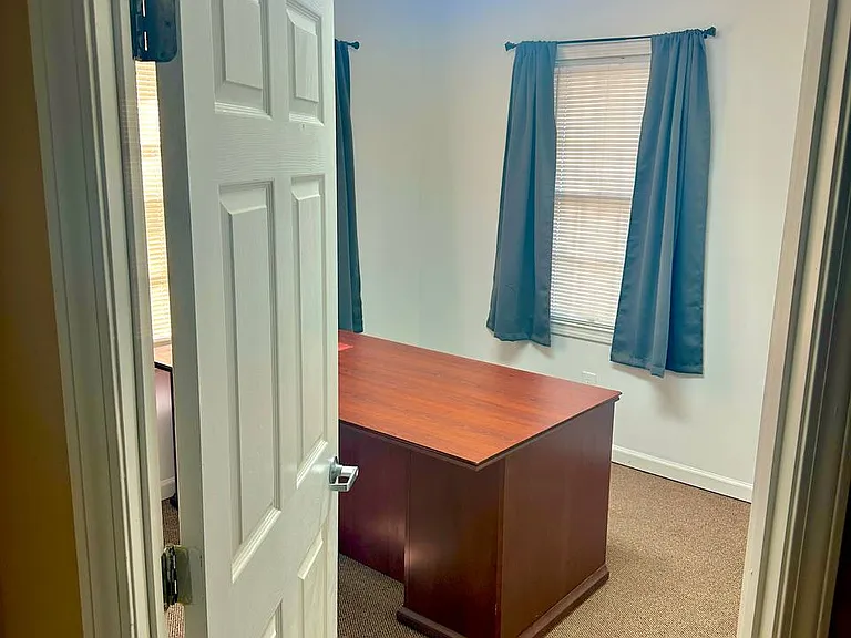 2251 Roswell Rd — Photo 1