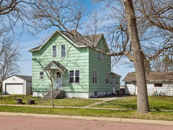 125 5th Ave, Minnesota Lake, MN 56068