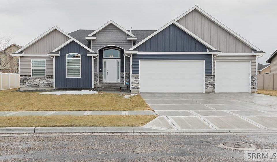 1st image of 685 Jex Ln