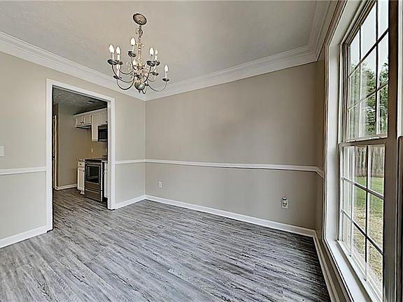 3rd image of 5830 Bridgeport Ct