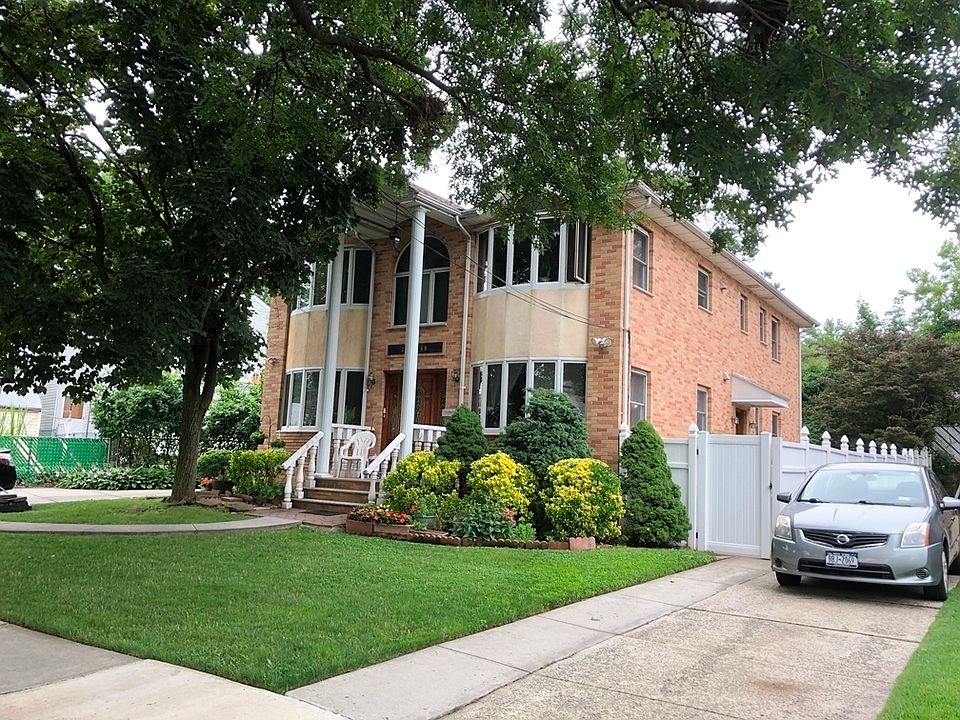1st image of 251-40 57th Ave #2