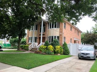 251-40 57th Ave #2, Little Neck, NY 11362