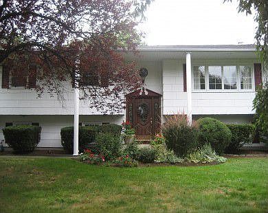 1st image of 5 Worthington Ct