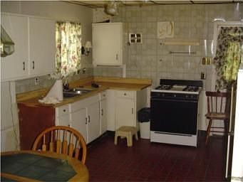 5th image of 1224 W 21st St