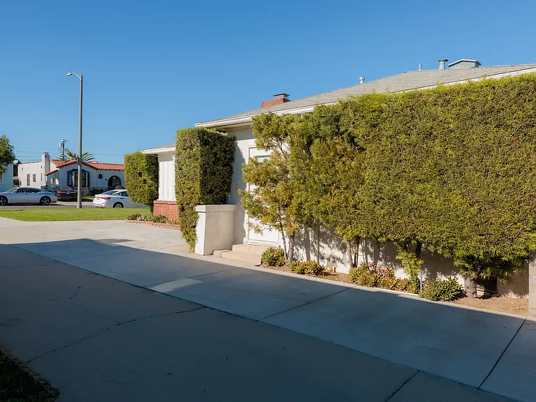 10208 S Hobart Blvd #10208 — Photo 47
