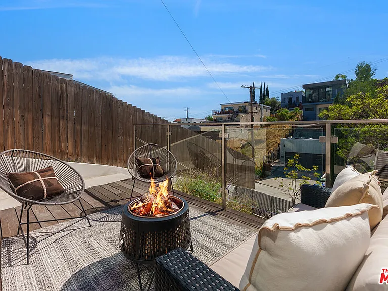 443 W Avenue 37 — Photo 3