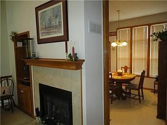 3rd image of 2209 NW Cove Ct