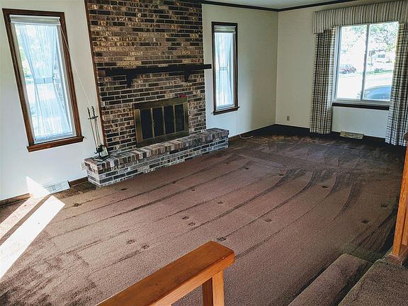2nd image of 6062 Burrwood Dr