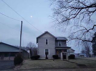 426 S Market St, Loudonville, OH 44842