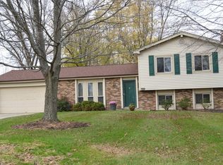 7956 Manor Dr, West Chester, OH 45069