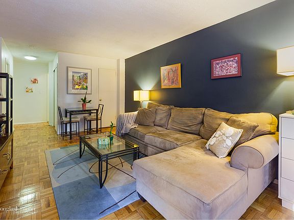 2nd image of 110 E 36th St APT 2A