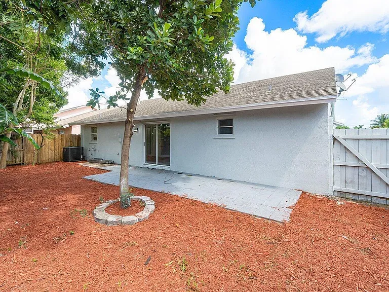 5213 Blueberry Hill Ave — Photo 12