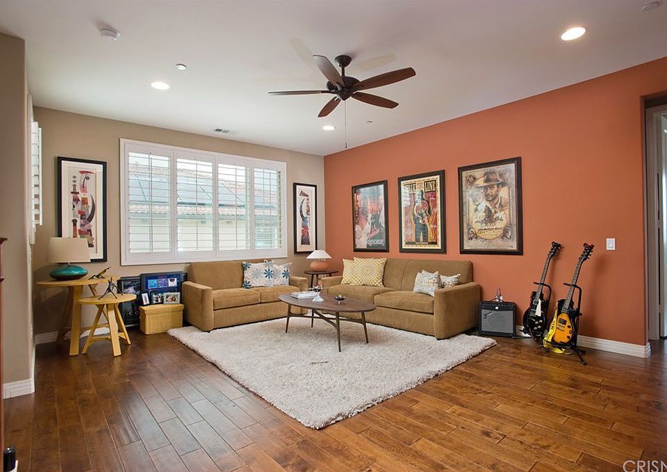 1st image of 28934 N West Hills Dr