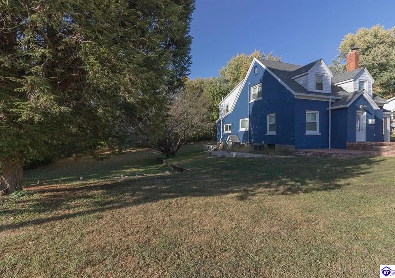 307 Central Avenue — Photo 2