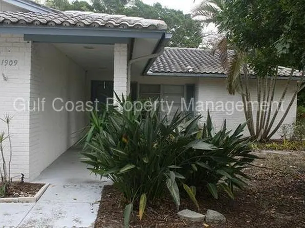 1909 67th St W, Bradenton, FL 34209