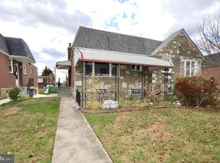2216 Emerson St, Philadelphia, PA 19152