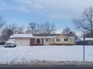 5770 Pontiac Lake Rd, Waterford, MI 48327