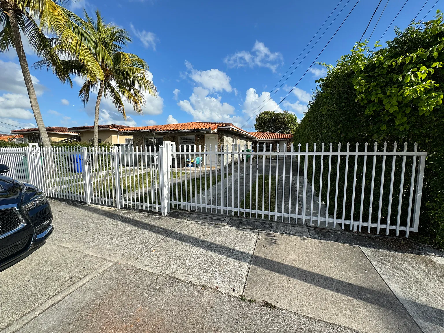 3170 SW 17th St — Photo 2