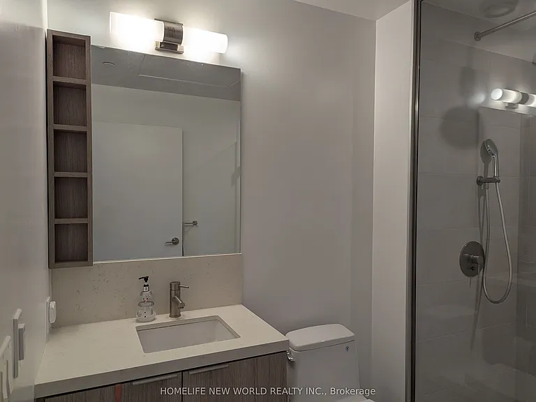2020 Bathurst St #610 — Photo 8