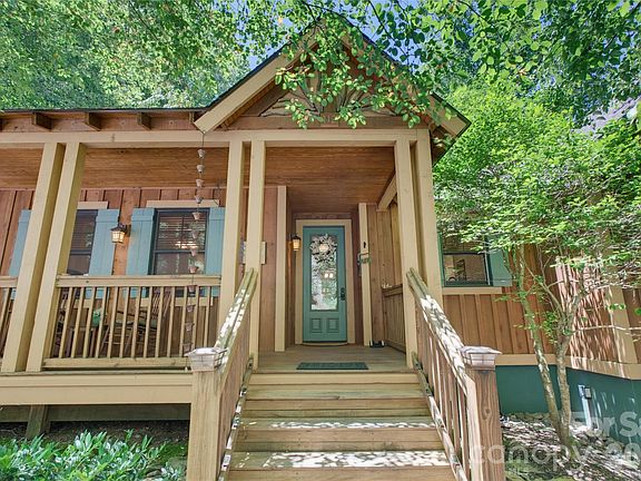 2nd image of 112 Boulder Creek Ln