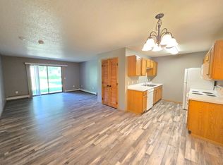 Eastern Hills Apartments, Sioux Falls, SD 57110
