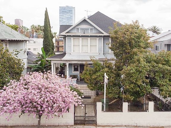 5th image of 1046 S Burlington Ave