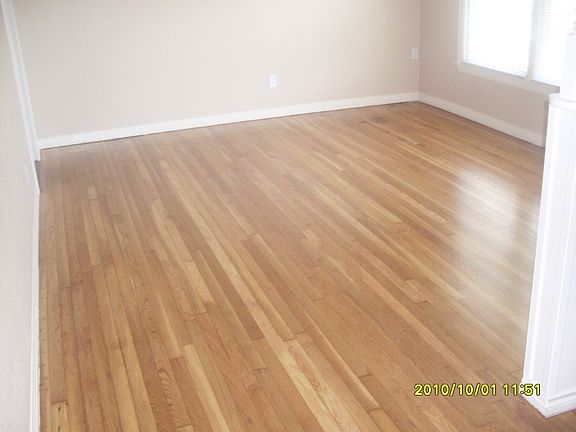 4th image of 1026 Westridge Dr
