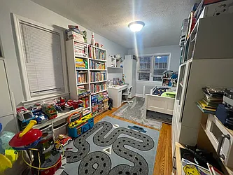 Rented by Metropolis International Realty Inc.