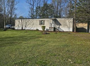 14 Dunsinane Dr, Parkersburg, WV 26104