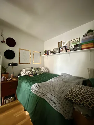 Rented by Douglas Elliman | media 10