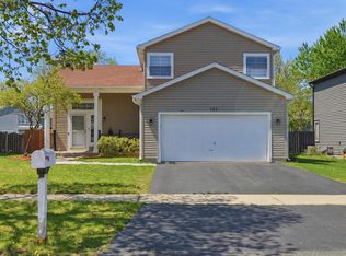 761 Parc Ct, Lake In The Hills, IL 60156