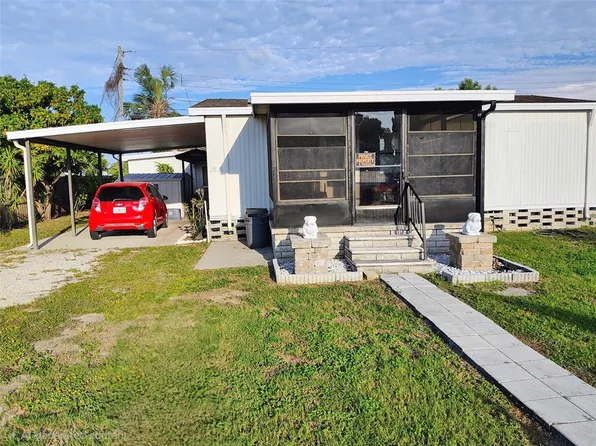 1948 Lullaby Dr, Holiday, FL 34691