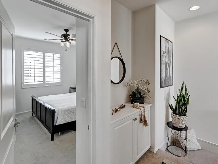 6356 Pegasus Ct — Photo 8