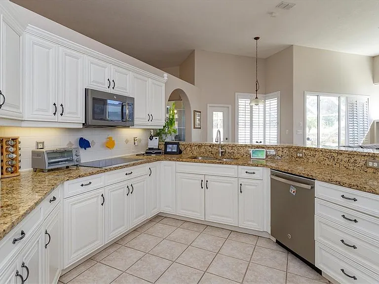 3380 Bellington Dr — Photo 6