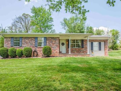 995 Spring Creek Rd, Dandridge, TN, 37725