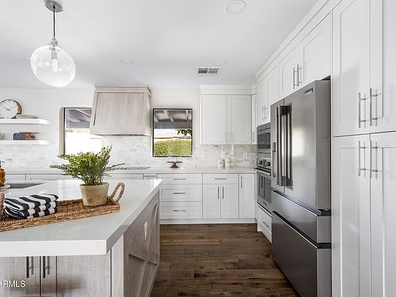 2nd image of 8008 E Del Tesoro Dr