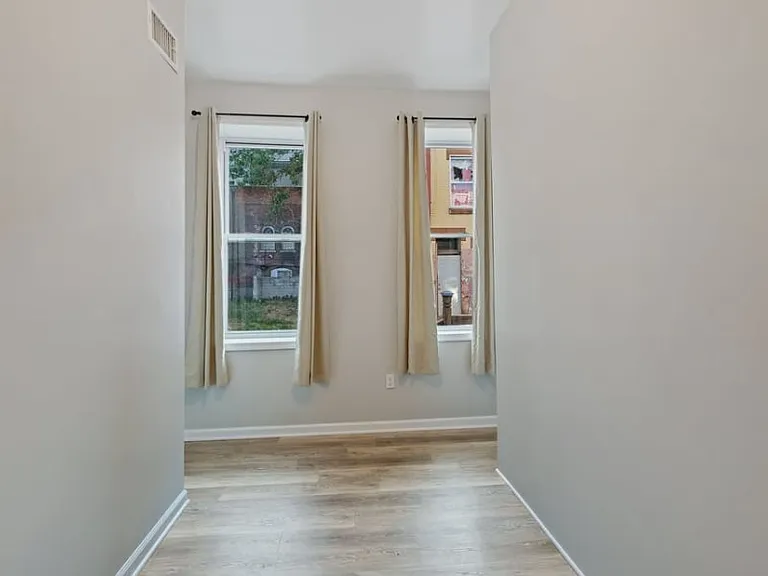 2356 N Colorado St — Photo 15