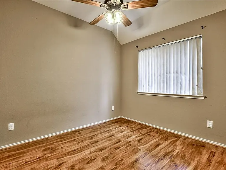 3016 Afton Ridge Dr — Photo 9