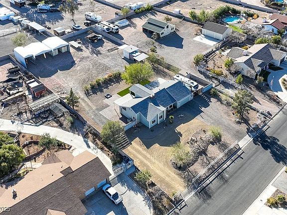 5th image of 1015 San Gabriel Ave