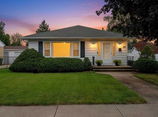 994 Roscoe St, Green Bay, WI 54304