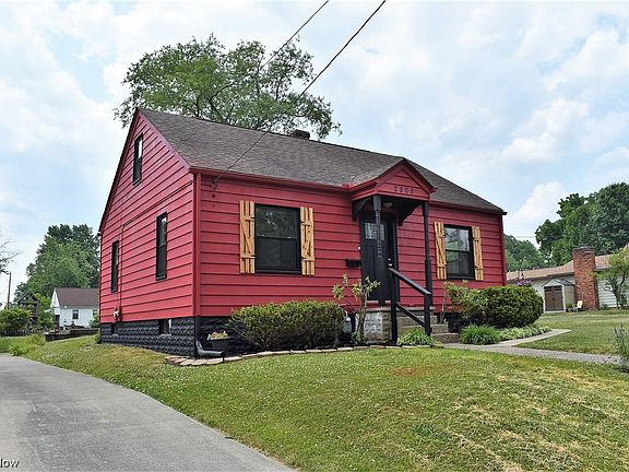 2nd image of 2505 Oakwood Ave