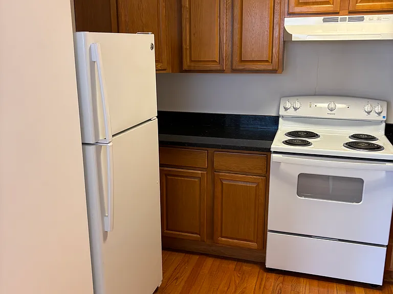 11 Mohawk Ave #3 — Photo 9